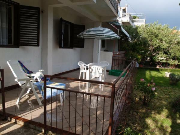 Apartments Krzelj Vodice Exteriör bild